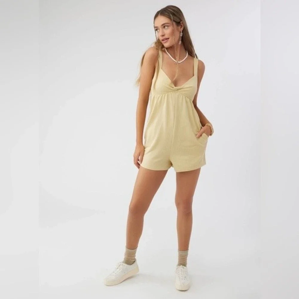 NWT ONEILL THEA KNIT ROMPER IN YELLOW . SIZE LARGE